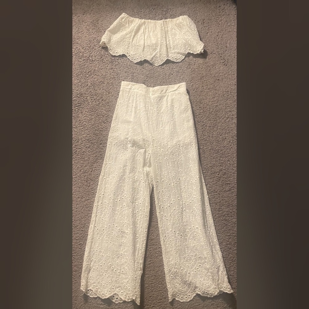 AURA See Your Vision white eyelet two piece set size small * Red Dress Boutique